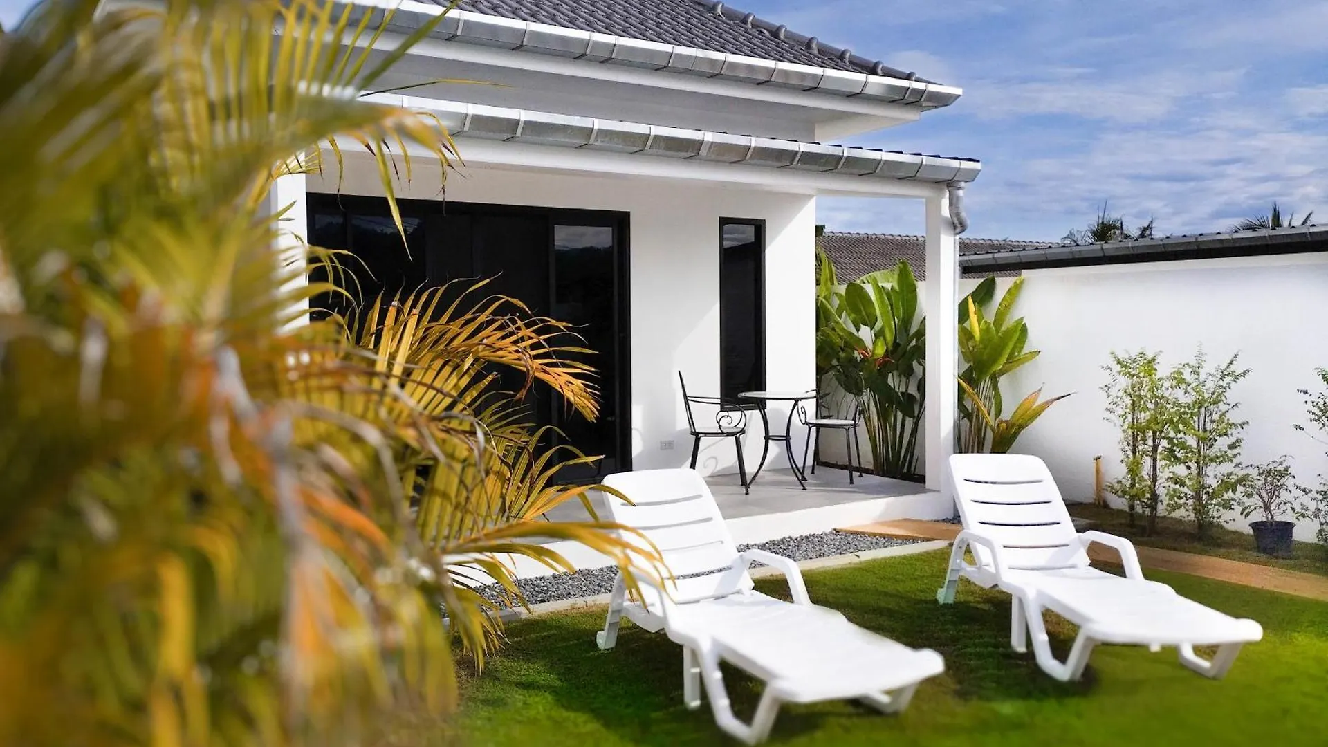 別荘 Bungalow Baan Joan カオラック